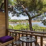 Ayvalik Beach Hotel 3*