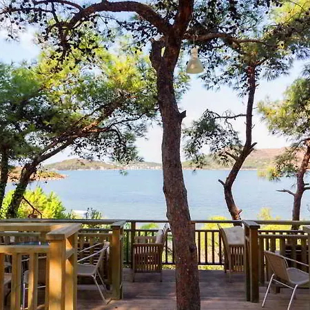 Ayvalik Beach Hotel 3*