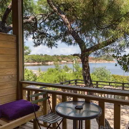 Ayvalik Beach Hotel 3*