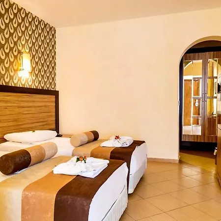 Ayvalik Beach Hotel Hotel 3*