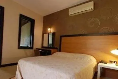 Ayvalik Beach Hotel 3* Ayvalı