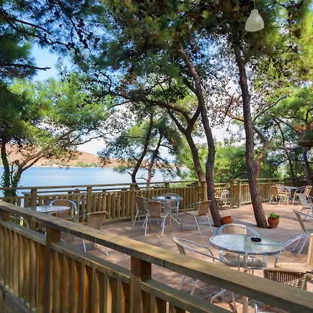 Ayvalik Beach Hotel 3* Ayvalı