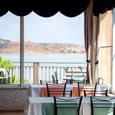 Ayvalik Beach Hotel Айвалык
