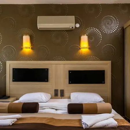 Ayvalik Beach Hotel 3* Ayvalı