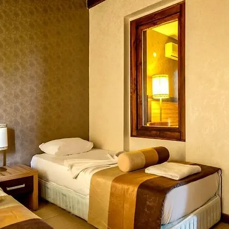 Отель Ayvalik Beach Hotel
