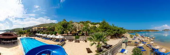 מלון Ayvalik Beach Hotel