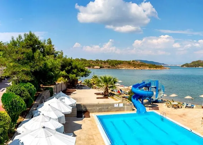 מלון Ayvalik Beach Hotel Ayvalı