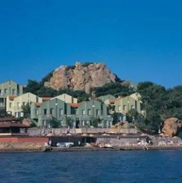 מלון Ayvalik Beach Hotel 3*